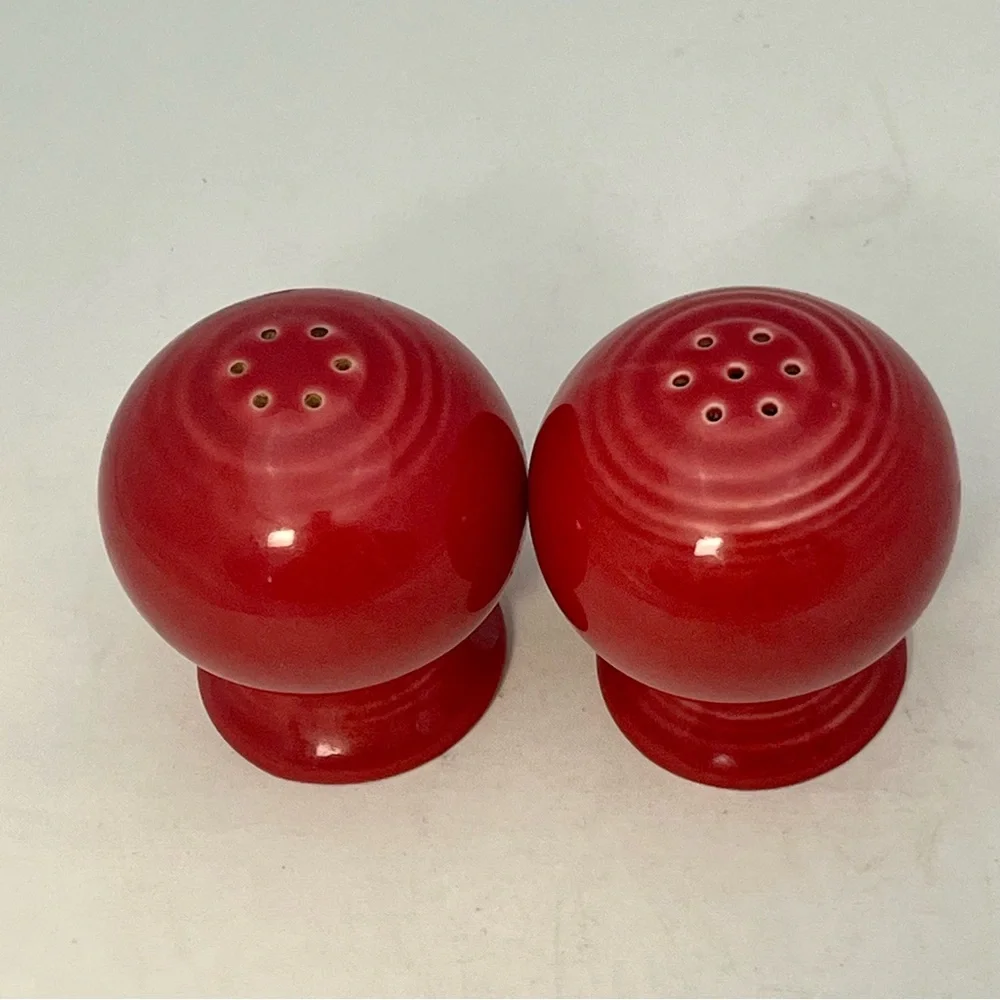 Vintage Fiestaware Small Red Ceramic Round Salt And Pepper Shakers
